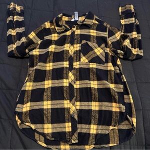 Arizona Jean Company Black and Yellow Plaid Button Down Shirt
